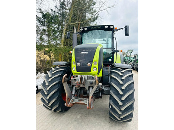 Tracteur agricole Claas Axion 810: photos 3