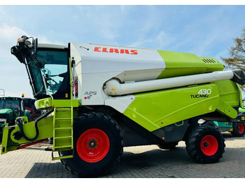 Moissonneuse-batteuse CLAAS Tucano 430