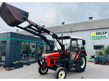 Tracteur agricole ZETOR