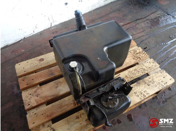 Préparation du carburant pour Camion DAF Occ AdBlue tank daf xf 105: photos 2