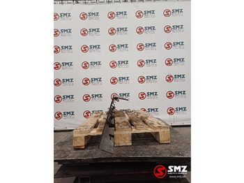 Pare-chocs pour Camion Renault Occ voorbumper Renault: photos 4 Pare-chocs pour Camion Renault Occ voorbumper Renault: photos 4