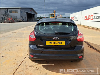 Voiture 2011 Ford Focus: photos 4