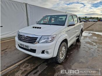 Pick-up 2015 Toyota Hilux D4D: photos 1