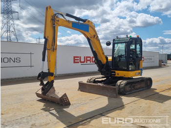 Mini pelle JCB