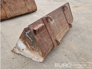 Godet 90" Loading Bucket to suit Telehandler: photos 3