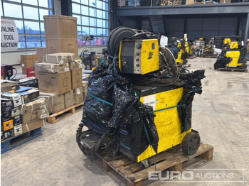 Équipement de garage ESAB Mig Welder (2 of): photos 4 Équipement de garage ESAB Mig Welder (2 of): photos 4