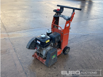 Travaux routiers HUSQVARNA