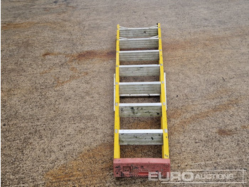 Matériel de chantier Lyte 8 Tread Fibreglass Step Ladder: photos 4