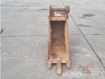 Godet Strickland 18" Ditching Bucket 65mm Pin to suit 13 Ton Excavator: photos 2