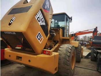 Chargeuse sur pneus CATERPILLAR 966G: photos 1