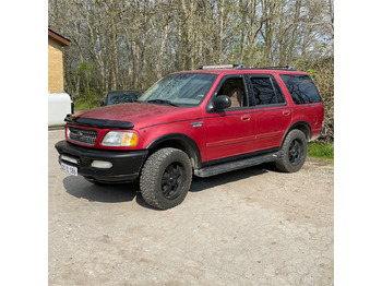 Voiture FORD
