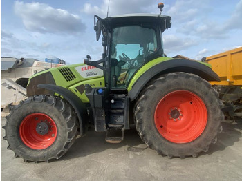 Tracteur agricole CLAAS Axion 800