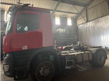 Tracteur routier MERCEDES-BENZ Arocs