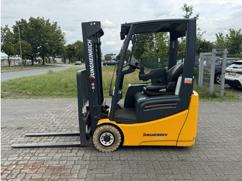 Chariot élévateur électrique JUNGHEINRICH EFG