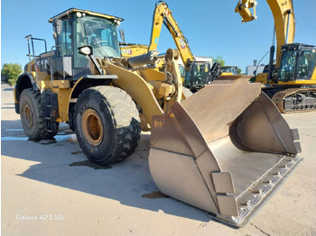 Chargeuse sur pneus CATERPILLAR 972M