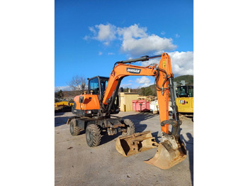 Pelle sur pneus DOOSAN INFRACORE AMERICA CORP. DX57W-7: photos 2