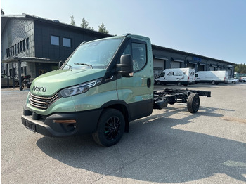 Fourgon utilitaire IVECO Daily 35s18