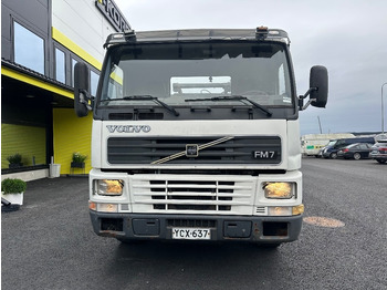 Camion multibenne Volvo FM7 4x2 vaijerilaitteilla: photos 2
