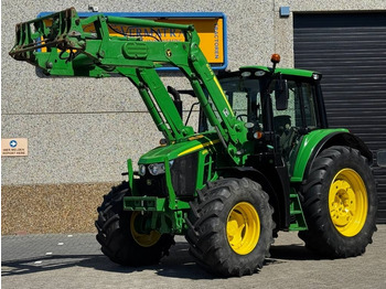 Tracteur agricole JOHN DEERE 6110M