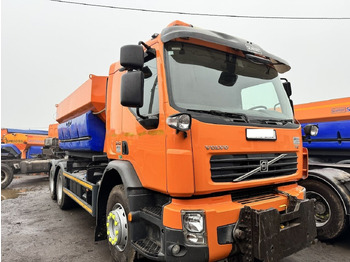 Engin de déneigement VOLVO FE 340