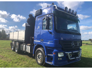 Camion grue MERCEDES-BENZ Actros