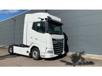 Tracteur routier DAF XG+ 530