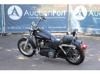 Motocyclette Harley-Davidson Dyna Street Bob: photos 3