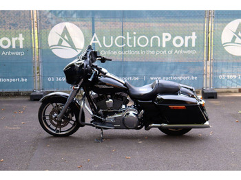 Motocyclette Harley-Davidson Street Glide: photos 2 Motocyclette Harley-Davidson Street Glide: photos 2