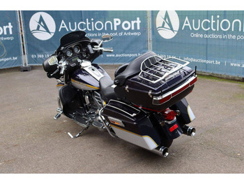 Motocyclette Harley-Davidson ULTRA CLASSIC CVO: photos 4 Motocyclette Harley-Davidson ULTRA CLASSIC CVO: photos 4