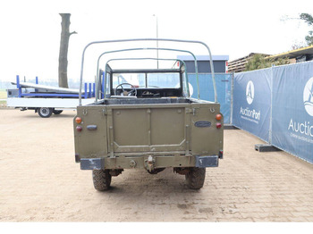 SUV Land Rover: photos 5