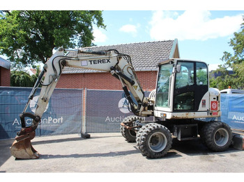 Pelle sur pneus TEREX