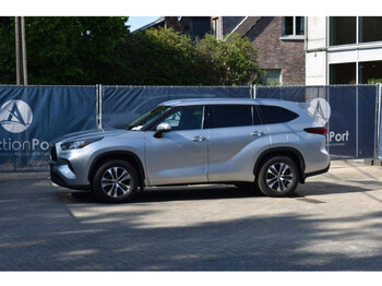 Voiture Toyota highlander XLE AWD V6: photos 1