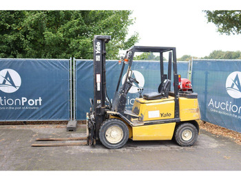 Chariot élévateur à gaz YALE