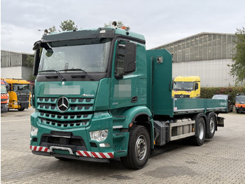 Camion plateau MERCEDES-BENZ
