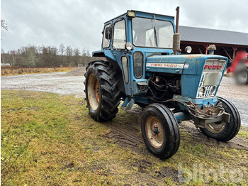 Tracteur agricole FORD