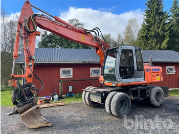 Pelle sur pneus FIAT-HITACHI