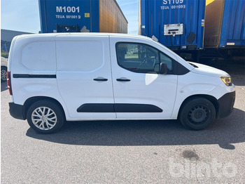 Véhicule utilitaire CITROEN Berlingo: photos 5