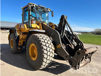 Chargeuse sur pneus VOLVO L110G