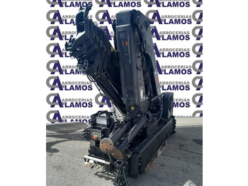 Grue auxiliaire HIAB