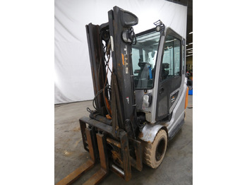 Chariot élévateur électrique STILL RX60