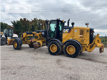 Niveleuse CATERPILLAR 120