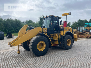 Chargeuse sur pneus CATERPILLAR 962M