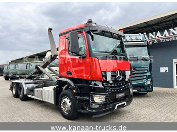 Camion ampliroll MERCEDES-BENZ Arocs 2648