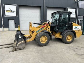 Valet de ferme CATERPILLAR