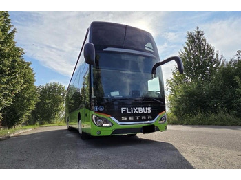 Bus à impériale SETRA