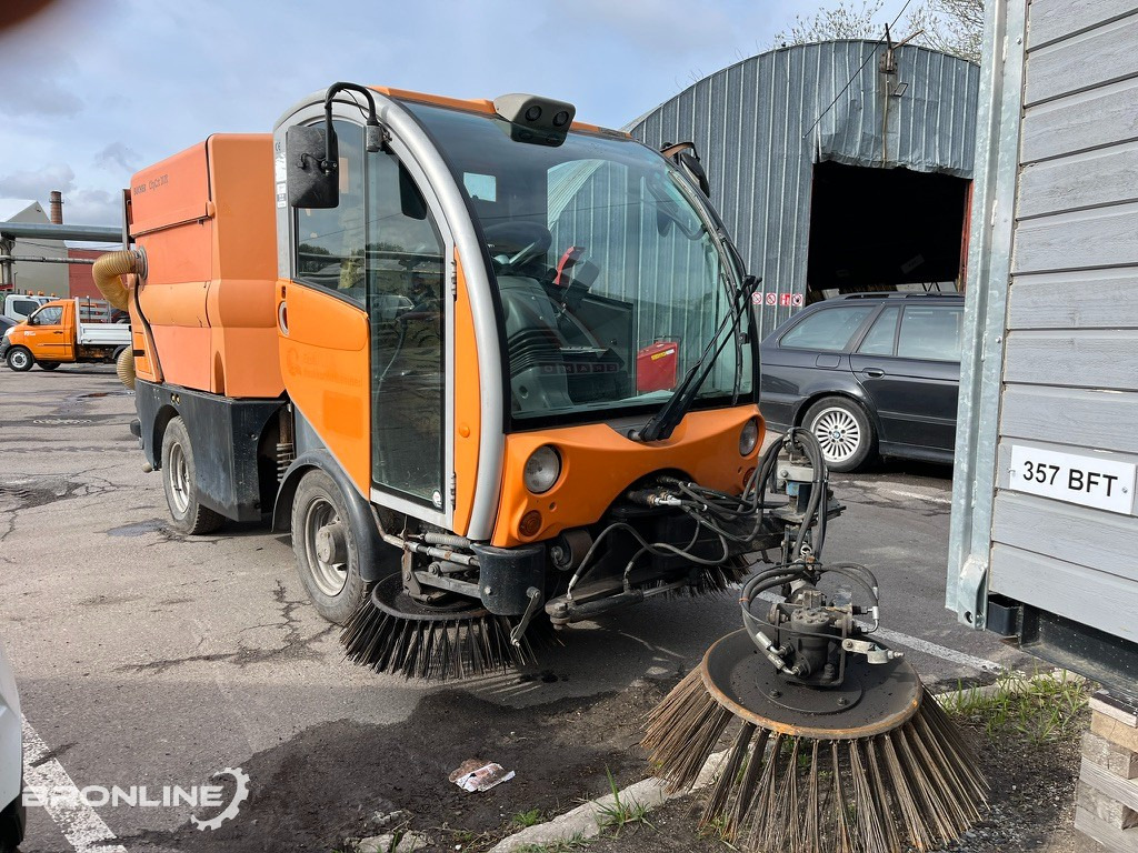 Balayeuse de voirie 2008 BUCHER CITYCAT 2020 Road sweeper: photos 1