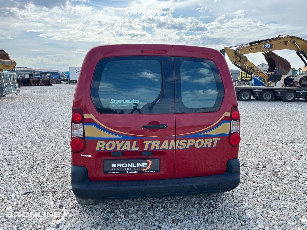 2015 Citroën Berlingo 1.6 84kW - Voiture: photos 4 2015 Citroën Berlingo 1.6 84kW - Voiture: photos 4