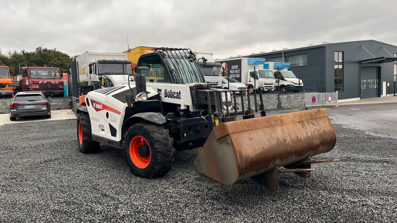 Bobcat T35.105LB Teleskoplader 7600 Kg Gabel Schaufel - Chargeuse sur pneus: photos 3 Bobcat T35.105LB Teleskoplader 7600 Kg Gabel Schaufel - Chargeuse sur pneus: photos 3