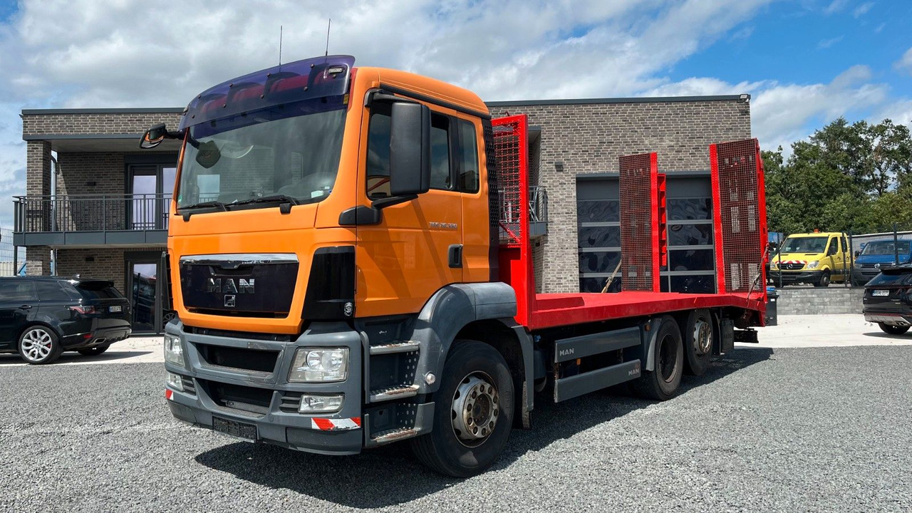 MAN TGS 26.320 Abschlepper Transporter Baumaschinen - Remorqueuse: photos 2 MAN TGS 26.320 Abschlepper Transporter Baumaschinen - Remorqueuse: photos 2