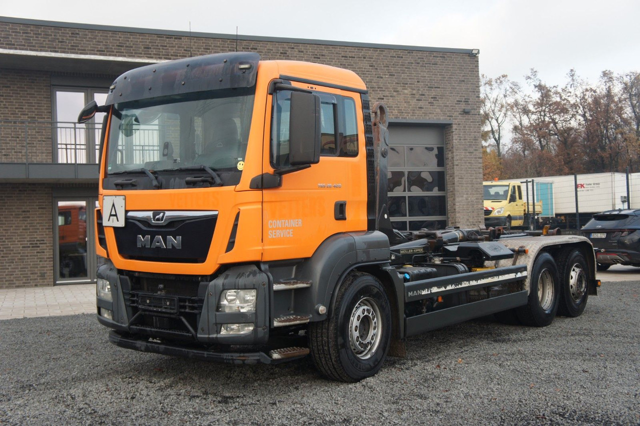 MAN TGS 26.420 Abrollkipper Meiller - Camion ampliroll: photos 2 MAN TGS 26.420 Abrollkipper Meiller - Camion ampliroll: photos 2